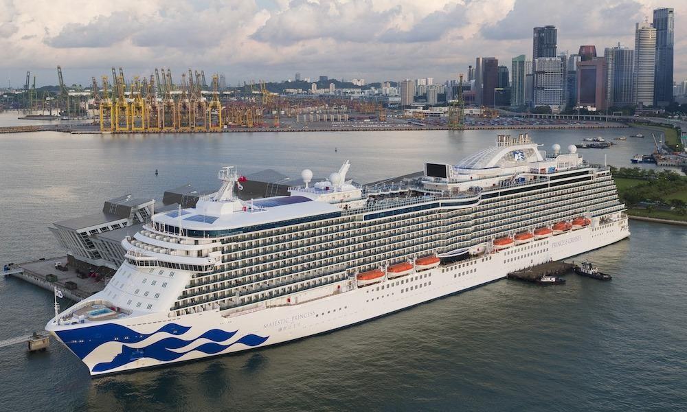 Лайнер Regal Princess развлечения