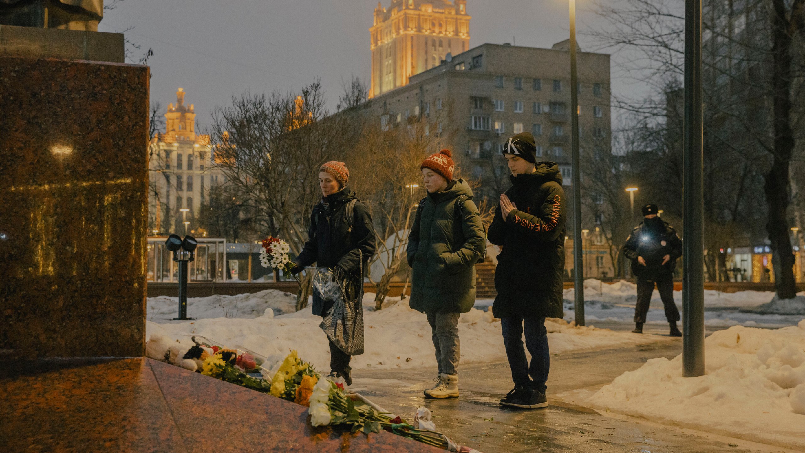 памятник леси украинки в москве сегодня
