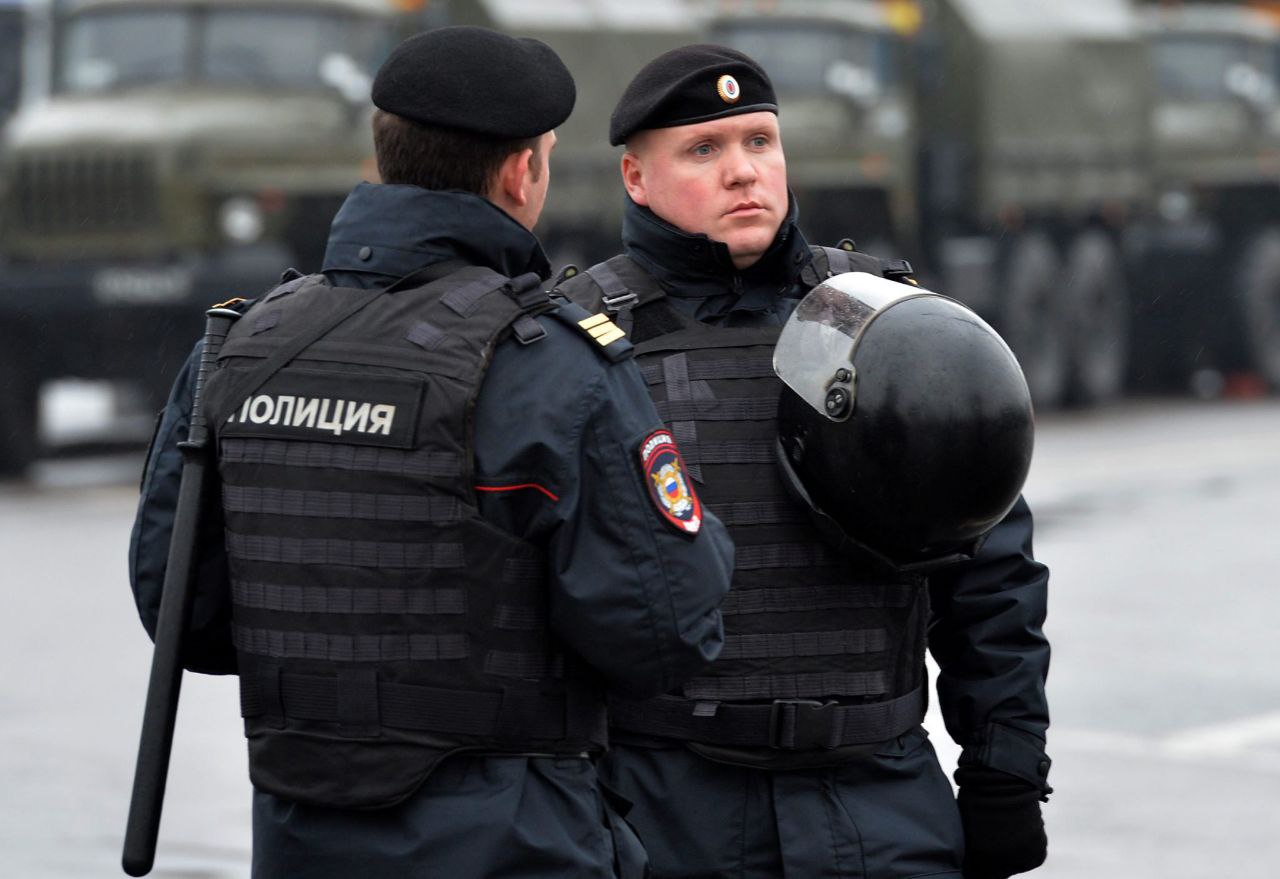 B vdl. Российская полиция. Сотрудник полиции. Полицейская форма.